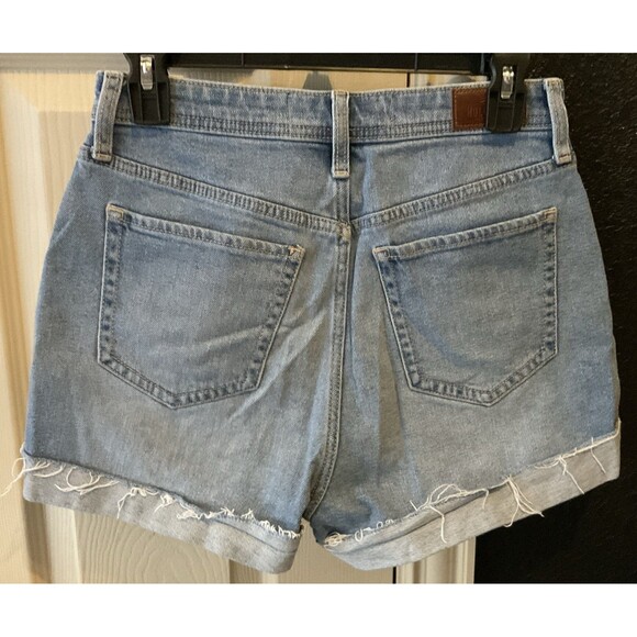Hollister, Curvy, Ultra High-Rise, Button-fly, Mom Shorts, 3”, Size: 5-W27 - Picture 2 of 6